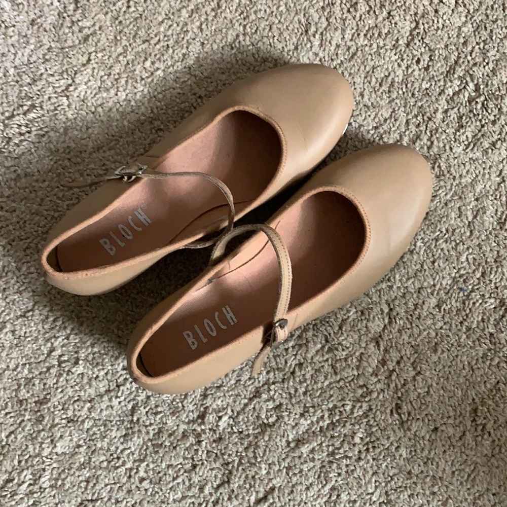 Barely worn. Bloch tap shoes.